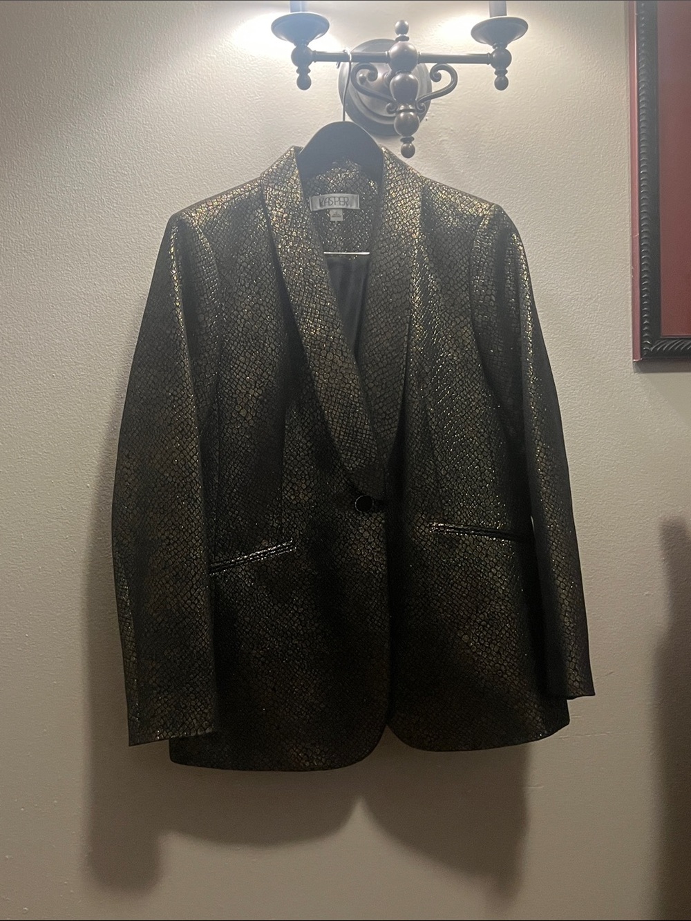 No. 21 Metallic Black and Gold Blazer Jacket